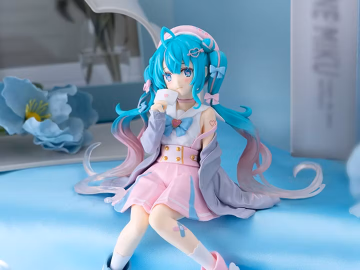 Vocaloid Hatsune Miku (Love Sailor Grey Color Ver.) Noodle Stopper Figure