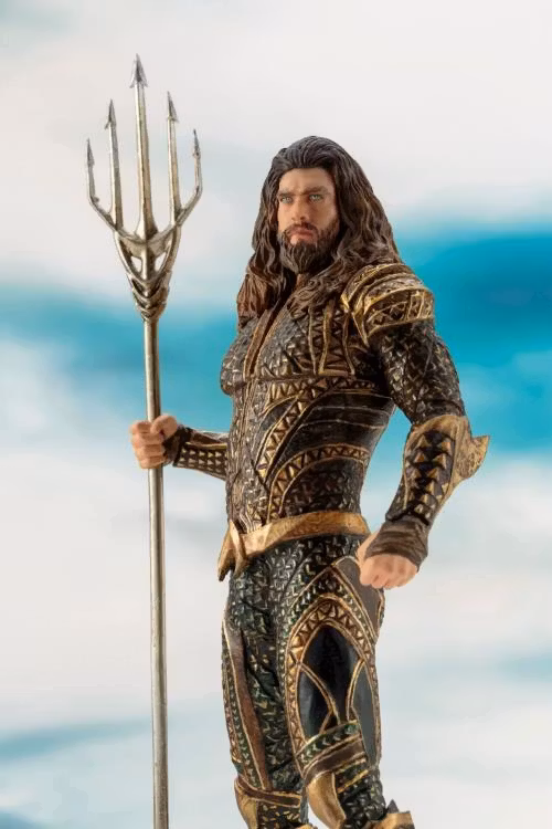 Justice League ArtFX+ Aquaman Statue