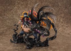 One Piece Figuarts ZERO Extra Battle Marshall D. Teach -Kurouzu-