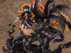 One Piece Figuarts ZERO Extra Battle Marshall D. Teach -Kurouzu-