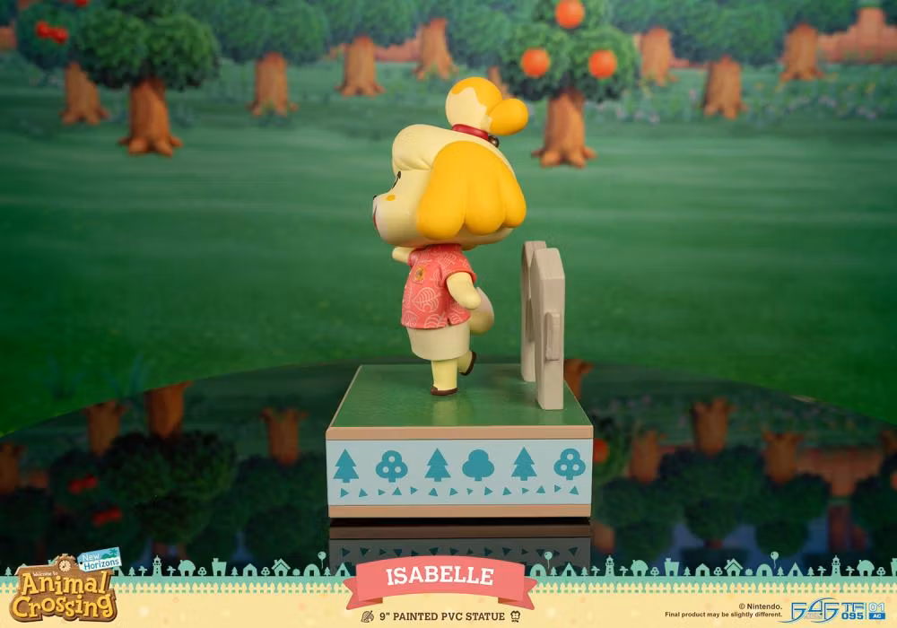 Animal Crossing: New Horizons Isabelle Statue