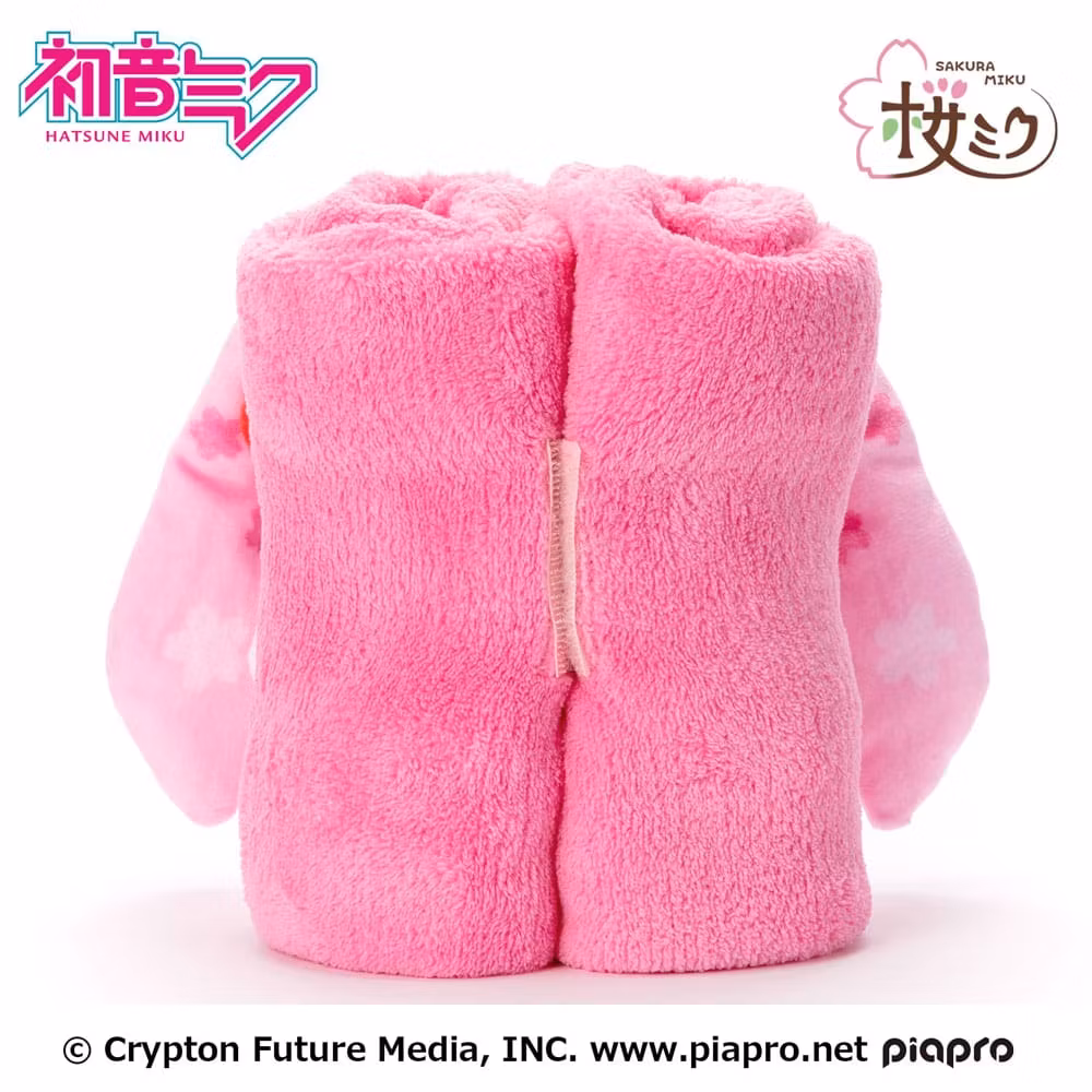 Vocaloid Hatsune Miku Roll-Up Plush Figure Sakura Miku