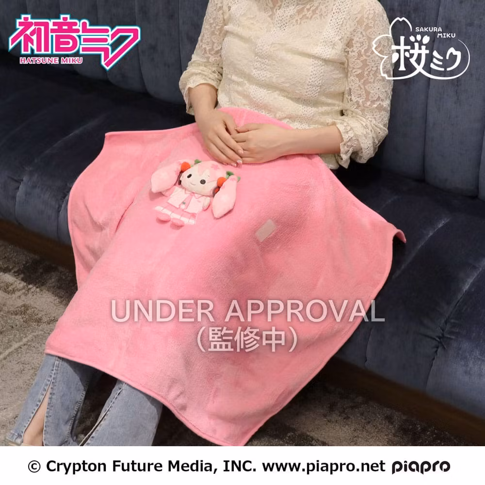 Vocaloid Hatsune Miku Roll-Up Plush Figure Sakura Miku