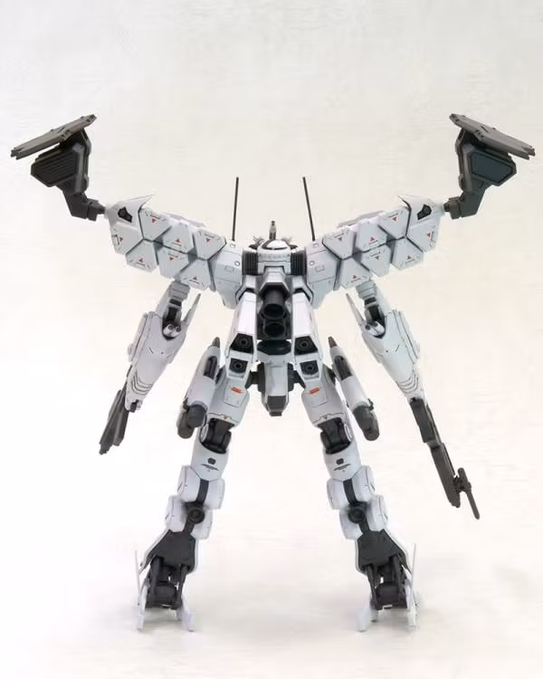 Armored Core Variable Infinity Lineark White Glint & V.O.B. 1/72 Scale Model Kit Set