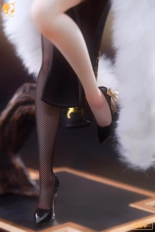 You Feng Lai Yi 1/6 Scale Figure