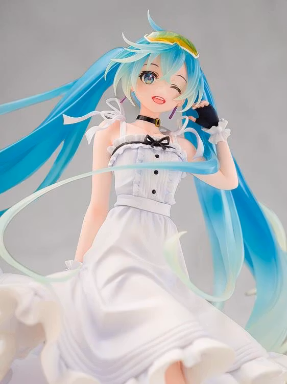 Vocaloid Hatsune Miku GT Project Racing Miku (2021 Vacation Style Ver.)