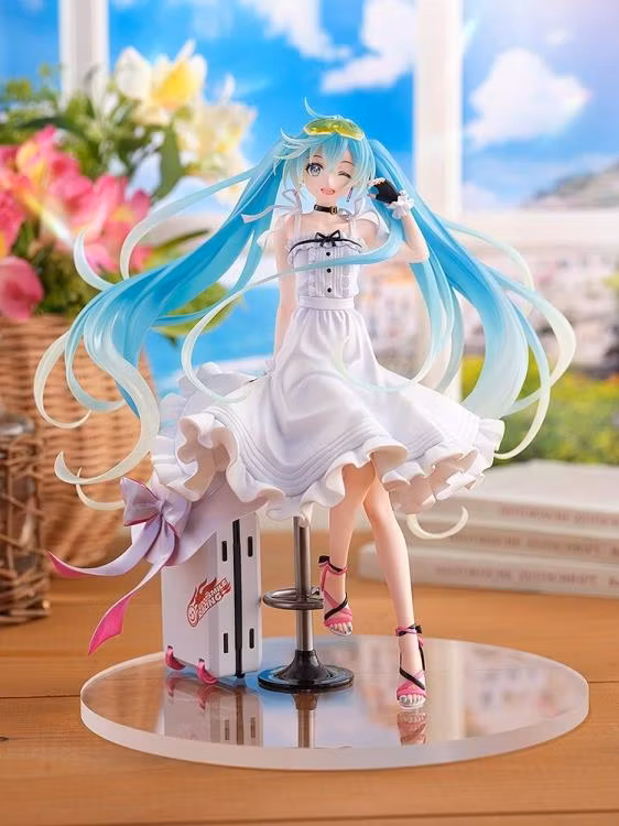Vocaloid Hatsune Miku GT Project Racing Miku (2021 Vacation Style Ver.)