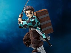 Demon Slayer: Kimetsu no Yaiba FigZero Tanjiro Kamado 1/6 Scale Figure