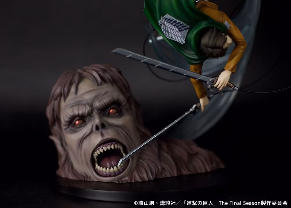 Attack on Titan Levi vs Beast Titan Ver.