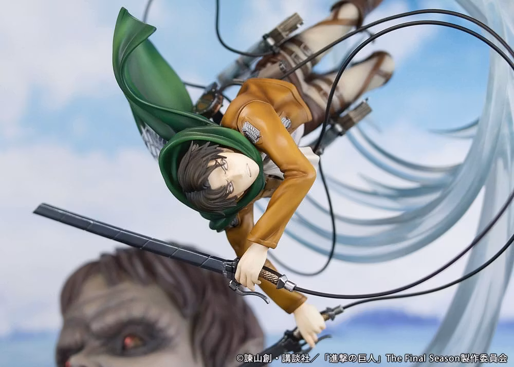Attack on Titan Levi vs Beast Titan Ver.
