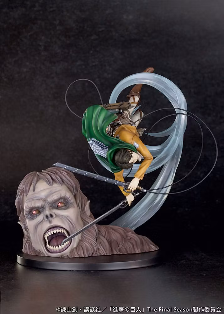 Attack on Titan Levi vs Beast Titan Ver.
