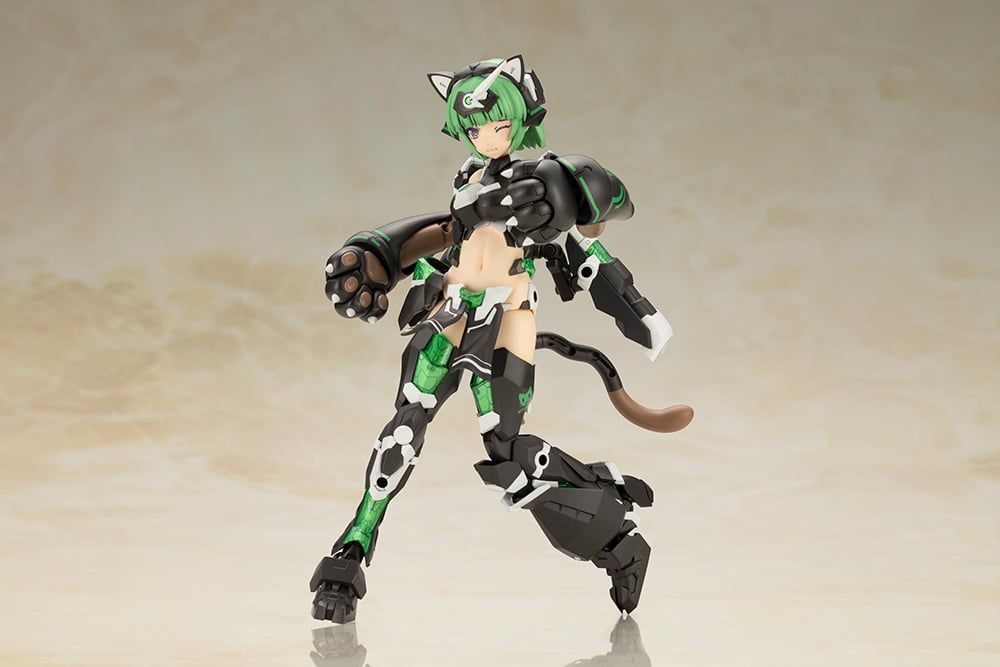 Frame Arms Girl Magatsuki (Cat Armor Ver.) Model Kit