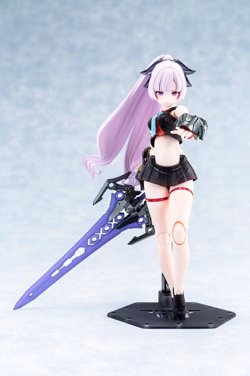 Megami Device Buster Doll Paladin (Darkness Claw) Model Kit