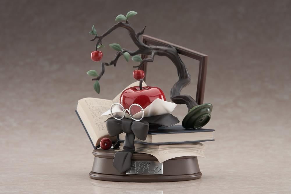 Reverse: 1999 APPLe the Erudite and Juicy Edition Limepie Figure