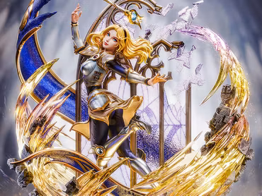 League of Legends The Lady of Luminosity Lux Statue
