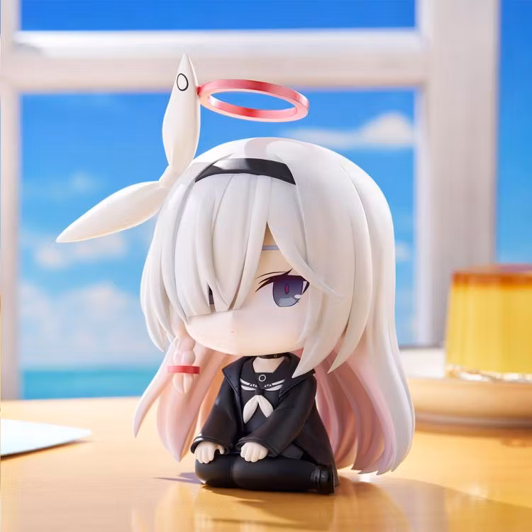 Blue Archive Sitting Figure Plana