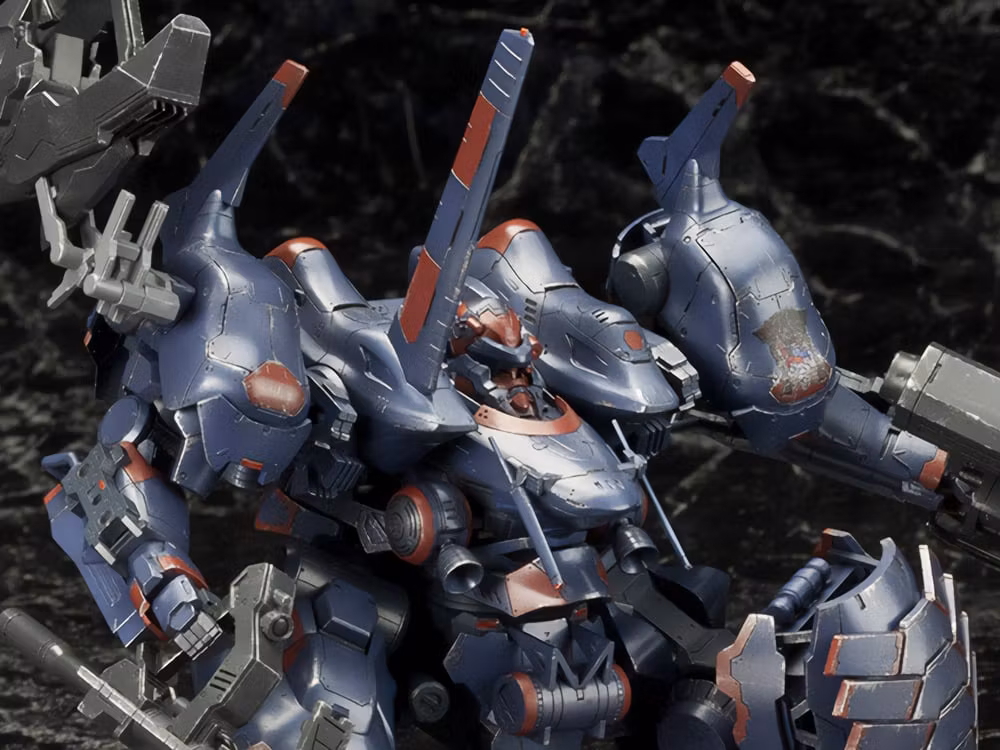 Armored Core V Variable Infinity KT-104/Perun (Hanged Man Rematch Ver.) 1/72 Scale Model Kit