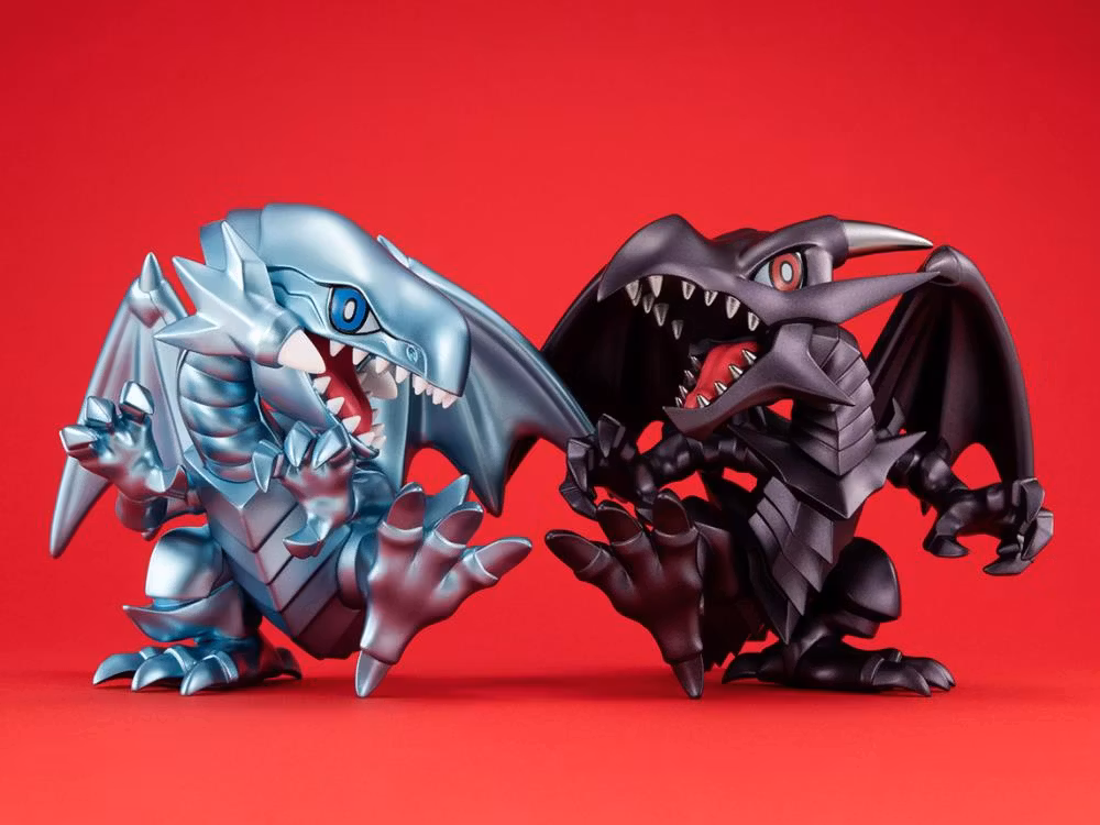 Yu-Gi-Oh! Duel Monsters Megatoon Red-Eyes Black Dragon