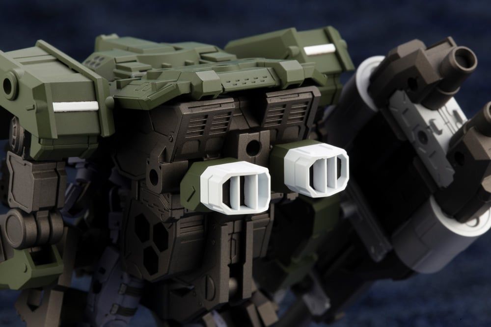 Hexa Gear Definition Armor: Blazeboar 1/24 Scale Model Kit (Rerelease)
