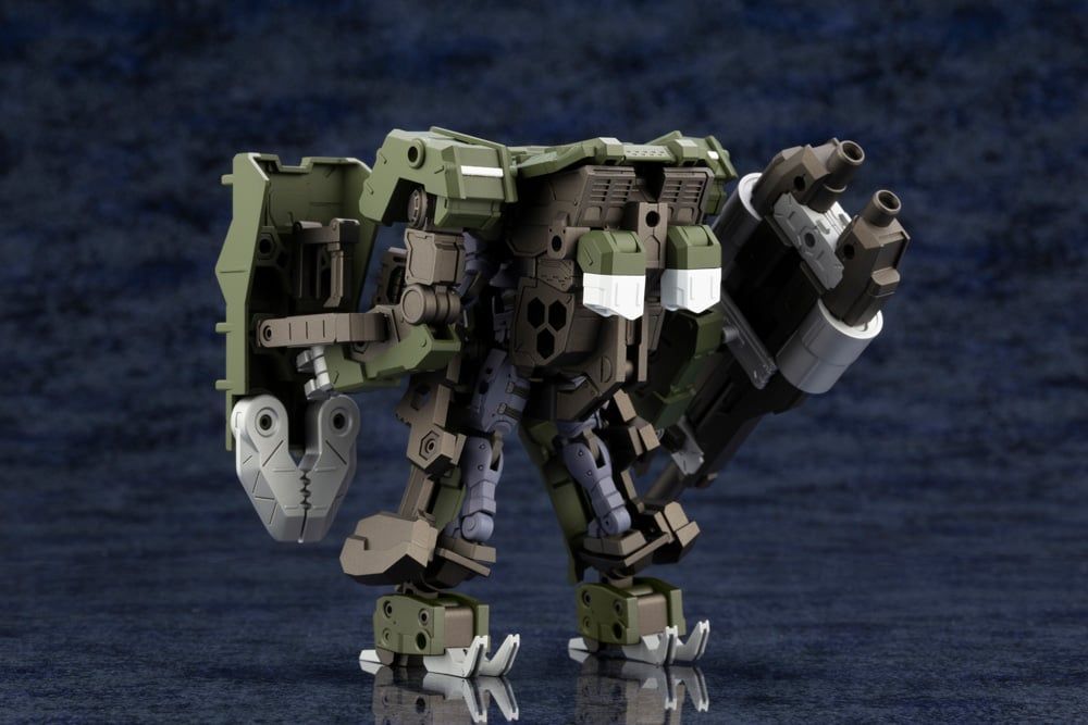 Hexa Gear Definition Armor: Blazeboar 1/24 Scale Model Kit (Rerelease)