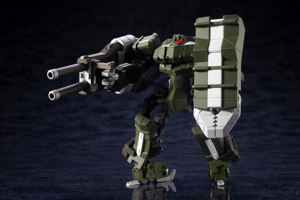 Hexa Gear Definition Armor: Blazeboar 1/24 Scale Model Kit (Rerelease)