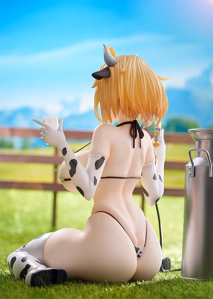 (18+) Bunny Suit Planning Sophia F. Shirring (Cow Bikini Ver.)