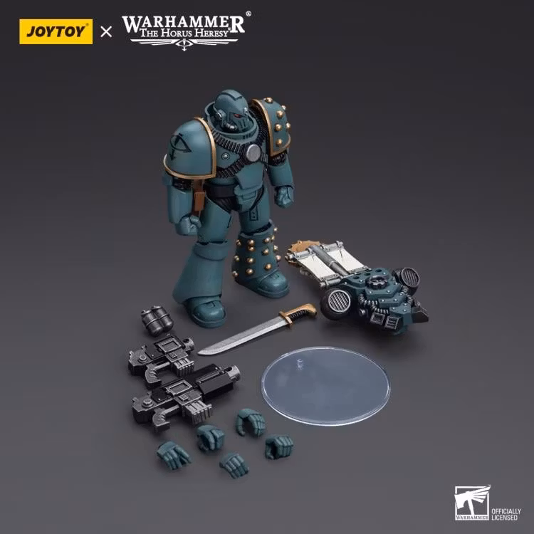 Warhammer: The Horus Heresy Sons of Horus MKIV Tactical Squad Legionary with Legion Vexilla 1/18 Scale Action Figure