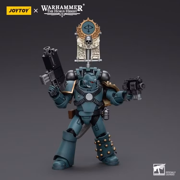 Warhammer: The Horus Heresy Sons of Horus MKIV Tactical Squad Legionary with Legion Vexilla 1/18 Scale Action Figure