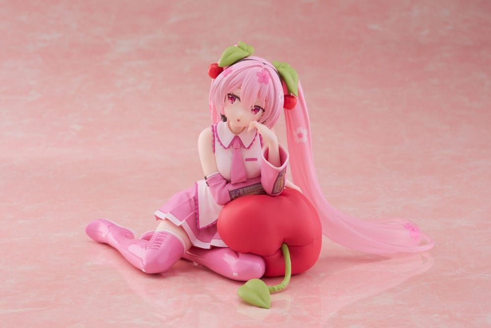 Vocaloid Desktop Cute Sakura Miku (Cherry Cushion Ver.)