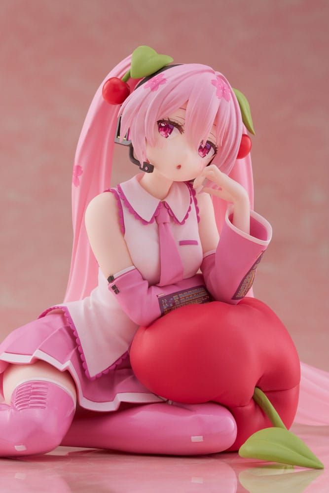 Vocaloid Desktop Cute Sakura Miku (Cherry Cushion Ver.)