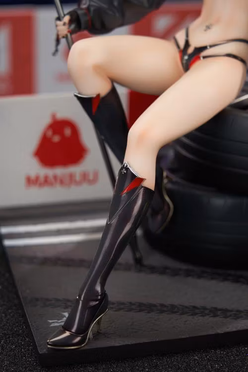 Azur Lane Ulrich von Hutten (Ignition Matrician) 1/7 Scale Figure (With Bonus)