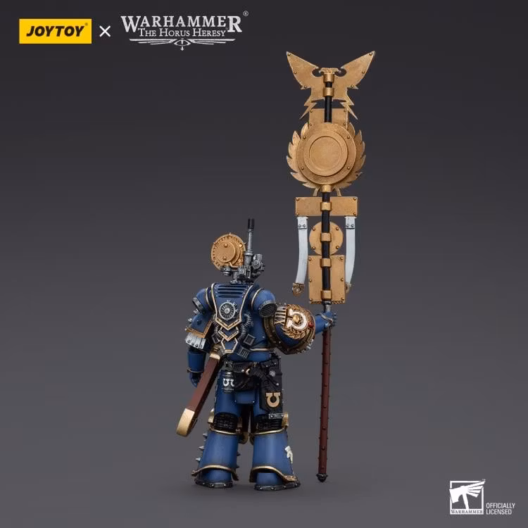 Warhammer: The Horus Heresy Ultramarines Remus Ventanus 1/18 Scale Action Figure