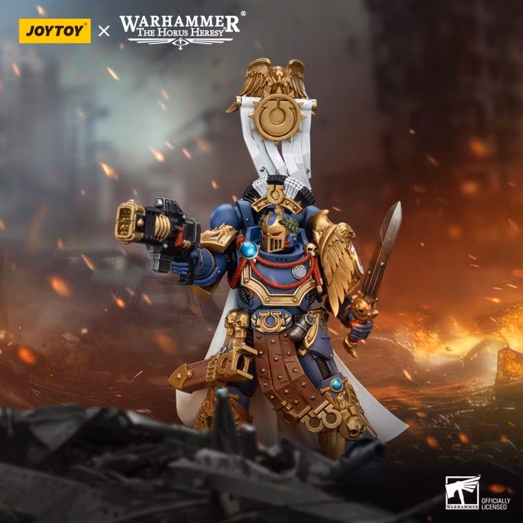 Warhammer: The Horus Heresy Ultramarines Legion Praetor with Power Sword and Volkite Serpenta 1/18 Scale Action Figure