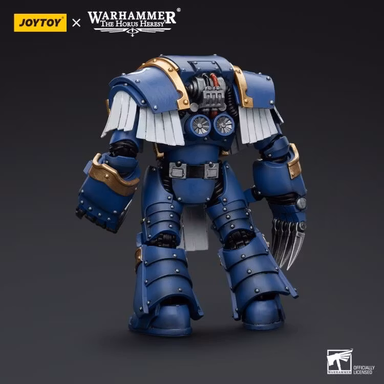 Warhammer: The Horus Heresy Ultramarines Cataphractii Terminator Squad Terminator with Lightning Claws 1/18 Scale Action Figure