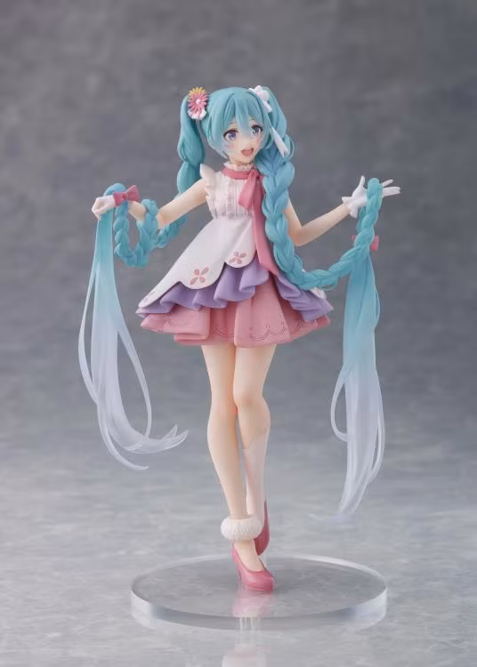 Vocaloid Hatsune Miku (Rapunzel) Wonderland Figure (Rerelease)