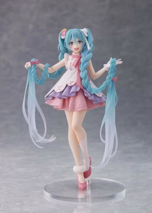Vocaloid Hatsune Miku (Rapunzel) Wonderland Figure (Rerelease)