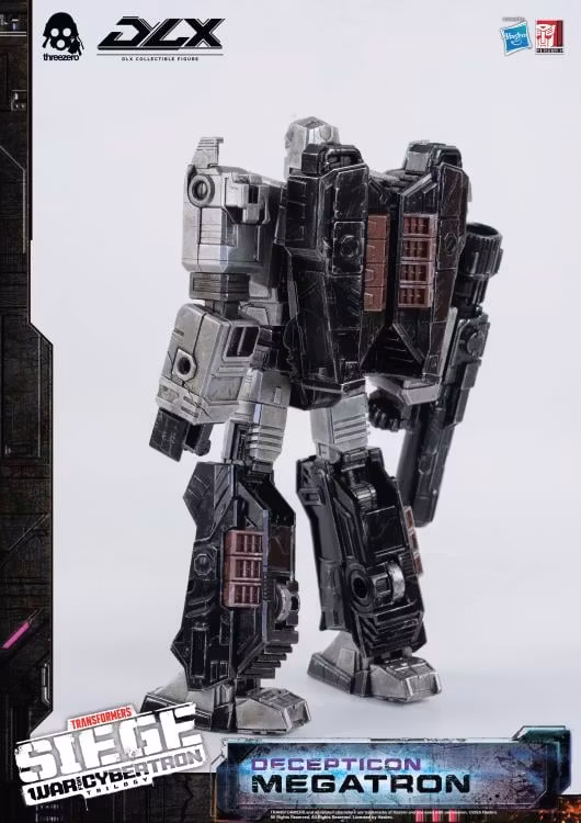 Transformers: War for Cybertron Trilogy DLX Scale Collectible Series Decepticon Megatron Action Figure