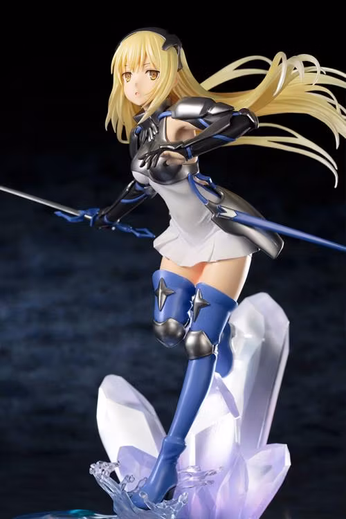 Is it Wrong to Try to Pick Up Girls in a Dungeon?: Sword Oratoria Ais Wallenstein 1/7 Scale Figure