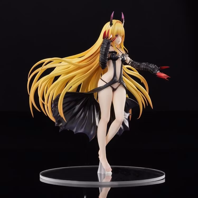 To Love-Ru Darkness Golden Darkness (Darkness Ver.) 1/6 Scale Figure