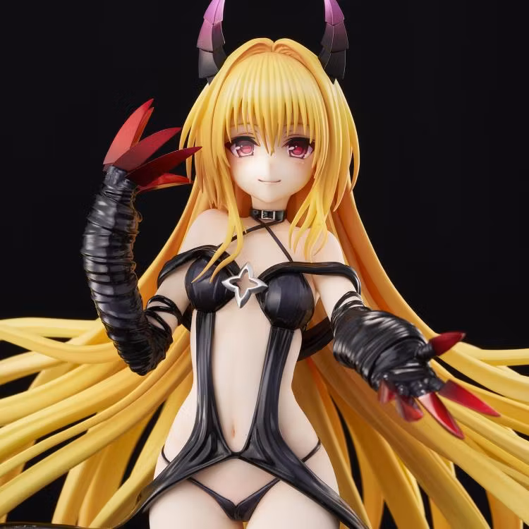 To Love-Ru Darkness Golden Darkness (Darkness Ver.) 1/6 Scale Figure