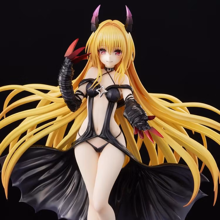 To Love-Ru Darkness Golden Darkness (Darkness Ver.) 1/6 Scale Figure