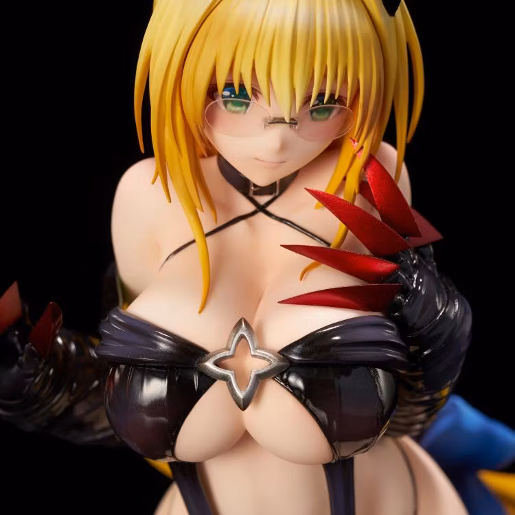 To Love-Ru Darkness Tearju Lunatique (Renewal Package Darkness Ver.) 1/6 Scale Figure