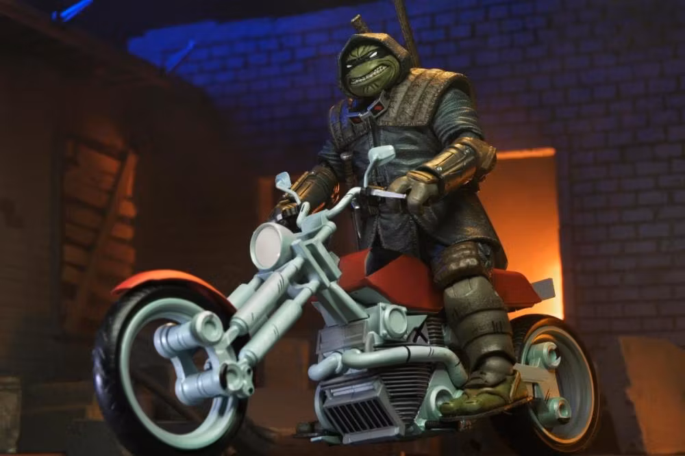Teenage Mutant Ninja Turtles: The Last Ronin Casey Marie Action Figure with Motorcycle