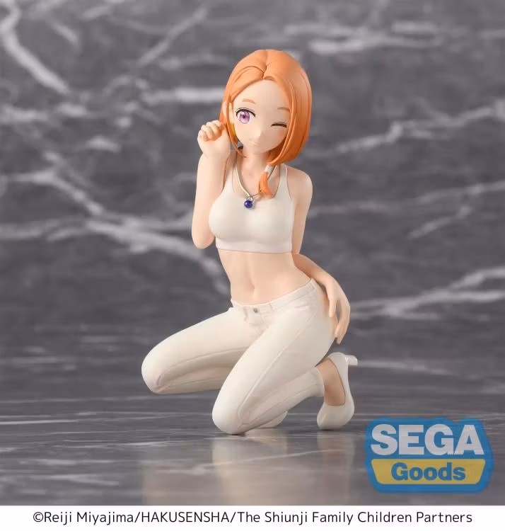 The Shiunji Family Children Banri Shiunji Premium Perching Figure