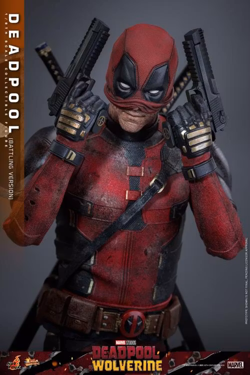 Marvel Deadpool & Wolverine MMS782 Deadpool (Battling Ver.) 1/6th Scale Collectible Figure