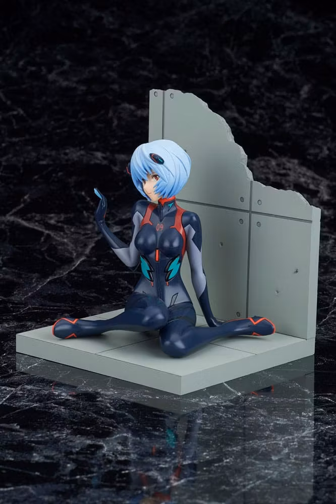 Rebuild of Evangelion Rei Ayanami (Plugsuit Ver.) New Movie Edition 1/7 Scale Figure