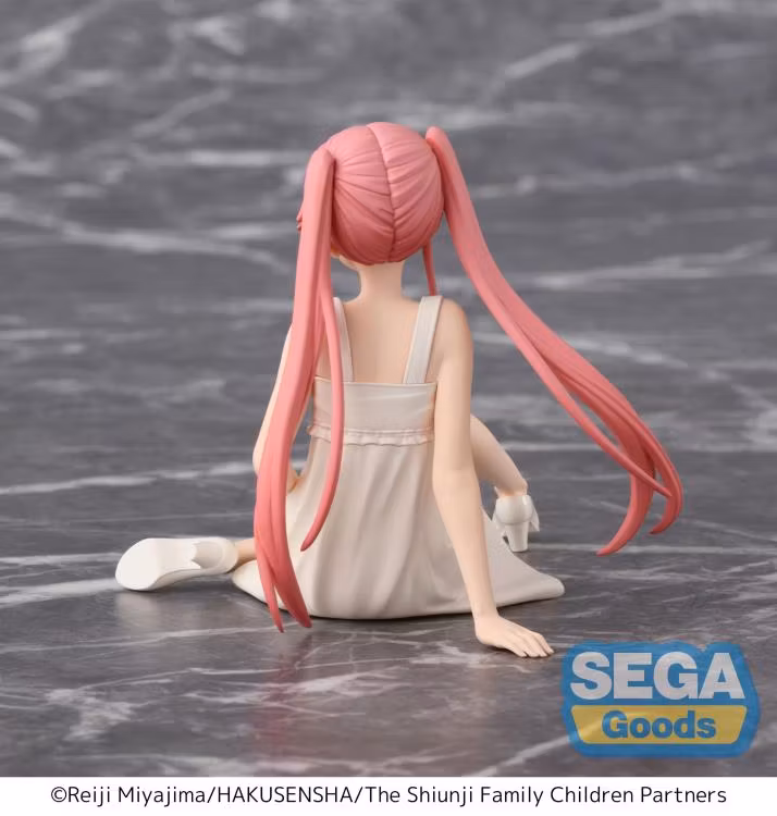 The Shiunji Family Children Ouka Shiunji Premium Perching Figure