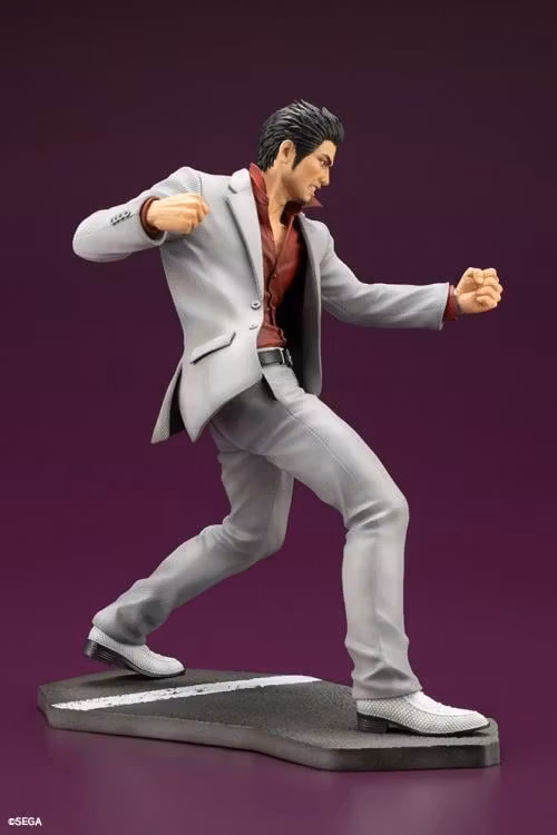 Yakuza: Like a Dragon Kazuma Kiryu 1/6 Scale Figure