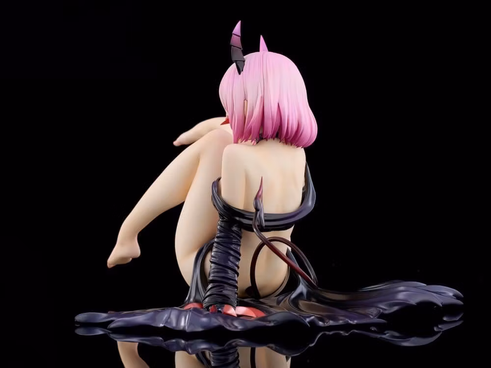 To Love-Ru Darkness Momo Belia Deviluke (Renewal Package Darkness Ver.) 1/6 Scale Figure