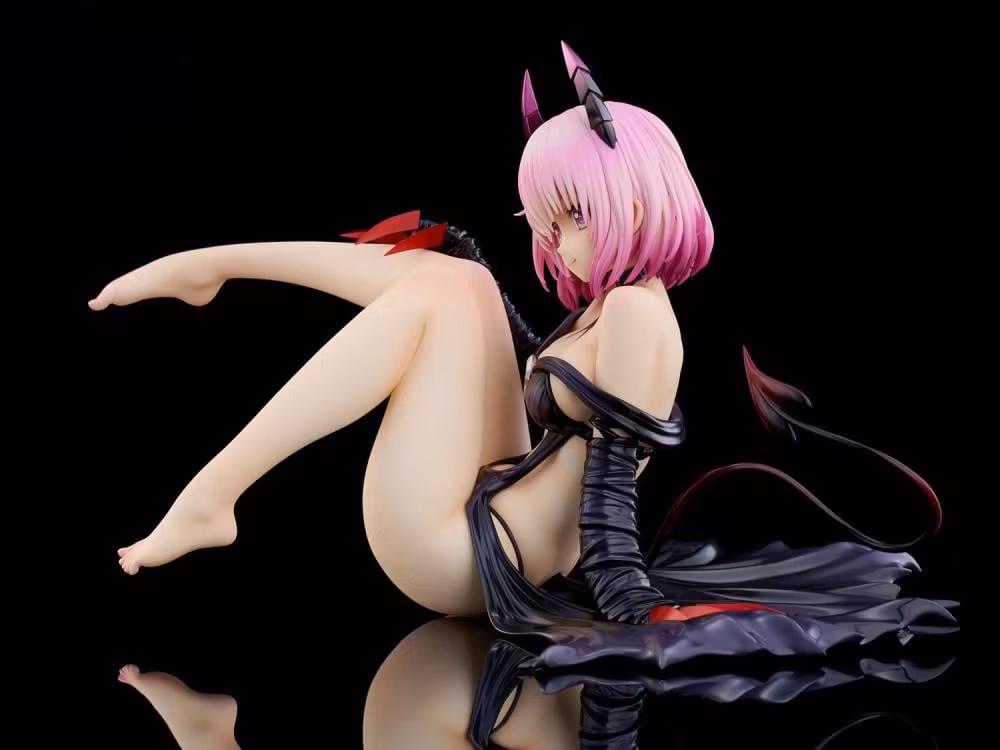 To Love-Ru Darkness Momo Belia Deviluke (Renewal Package Darkness Ver.) 1/6 Scale Figure